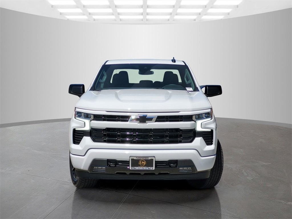 2026 Chevrolet Silverado 1500 RST photo 2