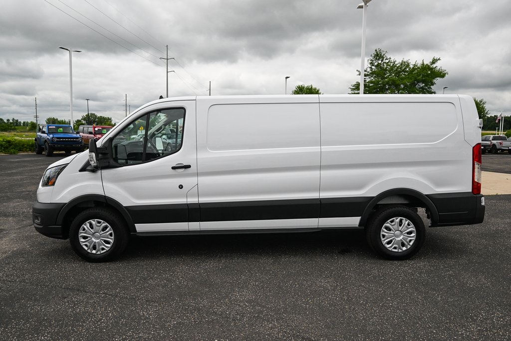 2025 Ford Transit photo 7