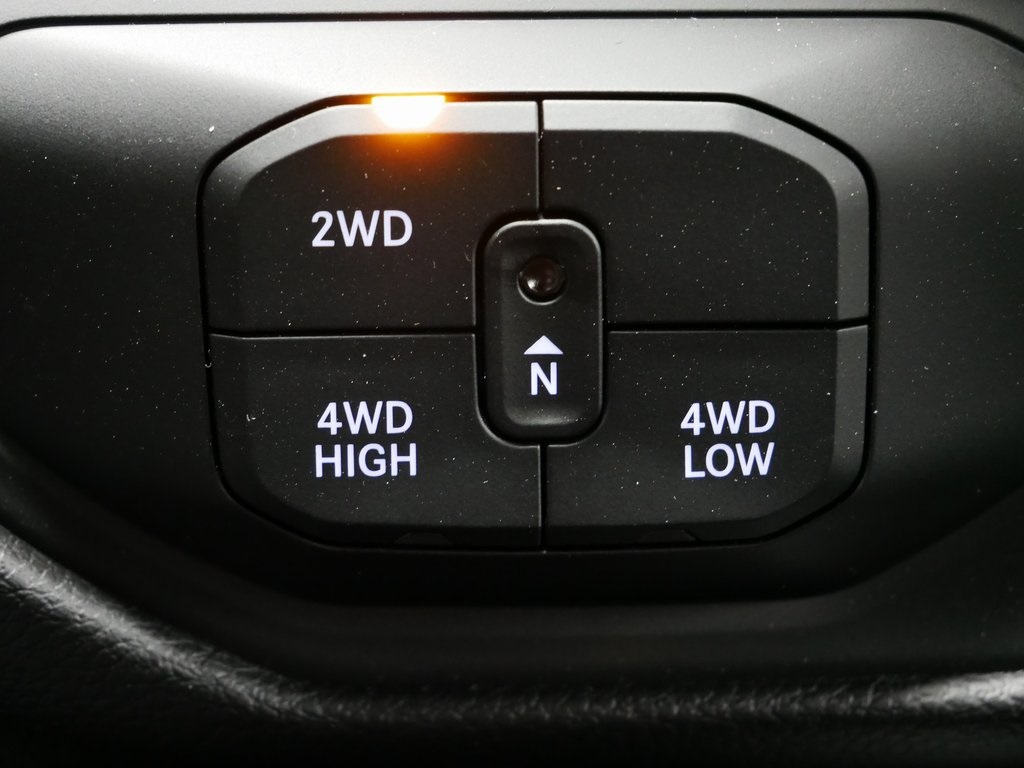 2025 Ram 3500 Big Horn photo 15