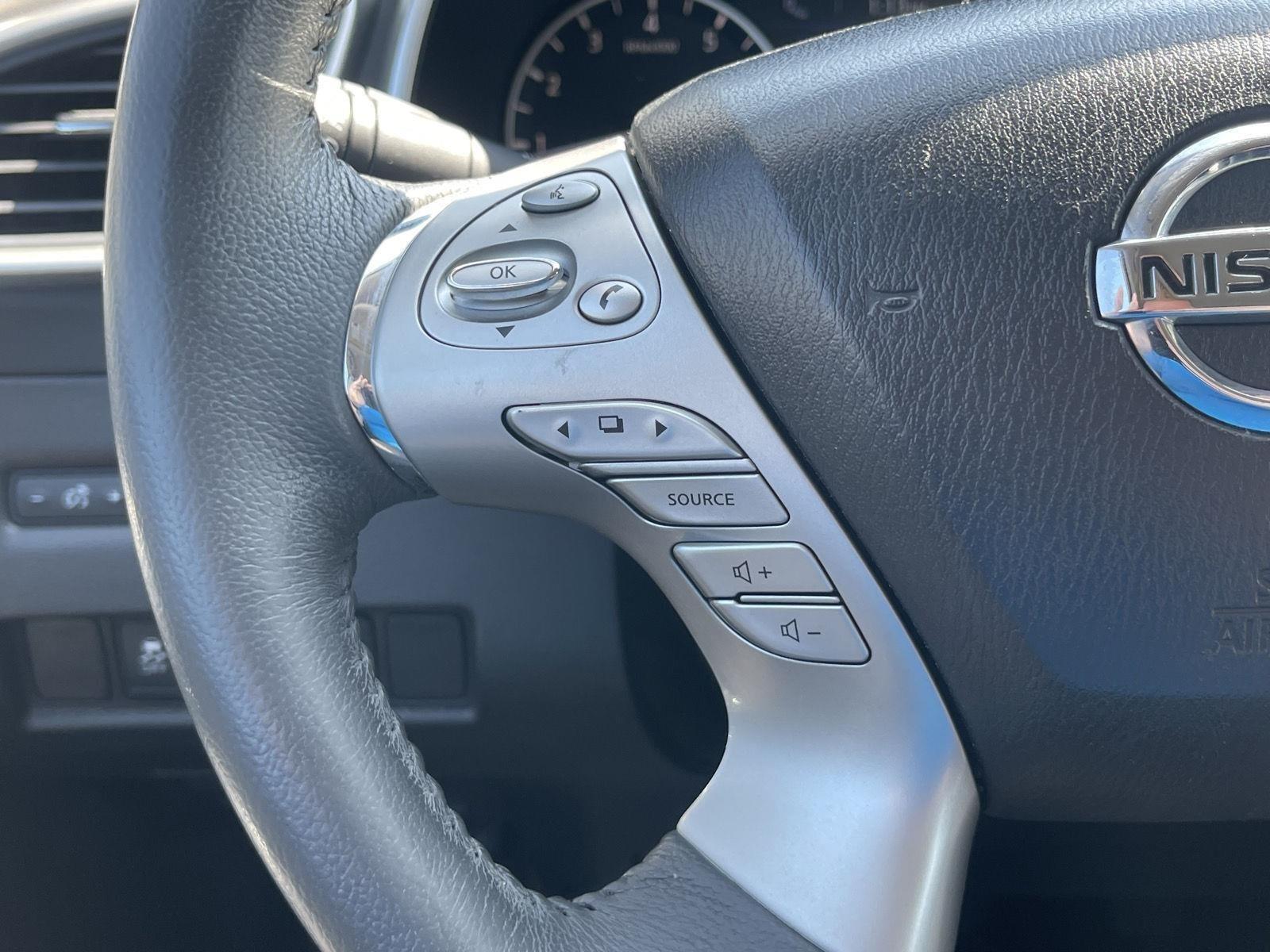 2016 Nissan Murano SL photo 26