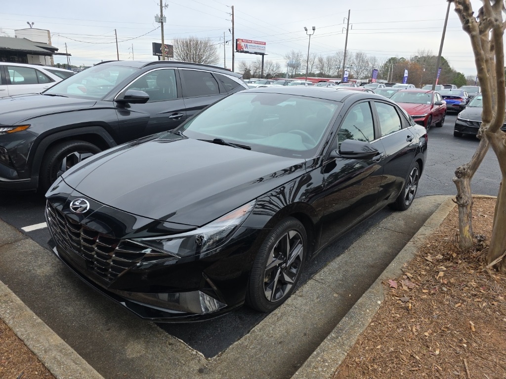 2021 Hyundai Elantra SEL's photo