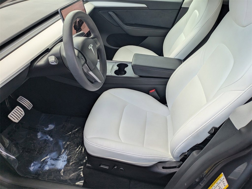 2023 Tesla Model Y Performance photo 8