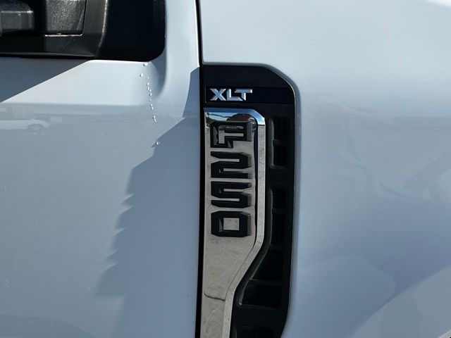 2024 Ford F-250 photo 3