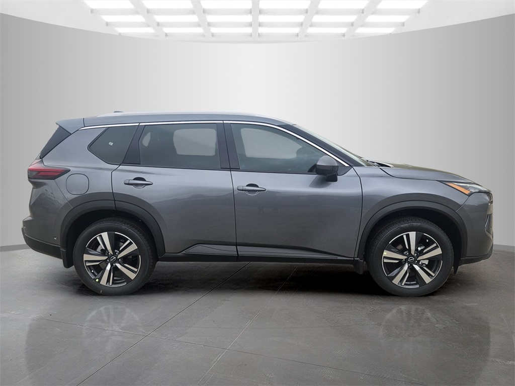 2025 Nissan Rogue SL photo 4