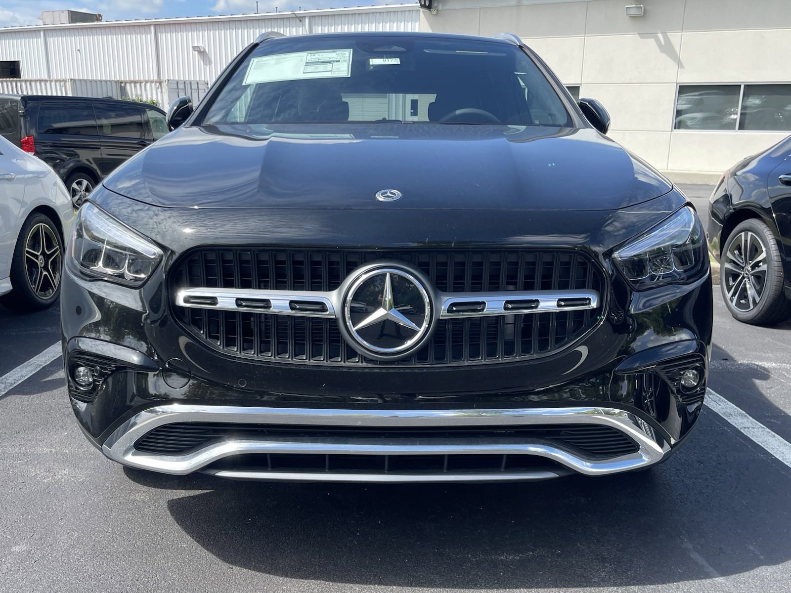 2025 Mercedes Benz GLA 250 4MATIC photo 2