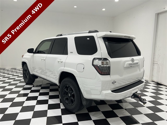 2019 Toyota 4Runner SR5 Premium photo 3
