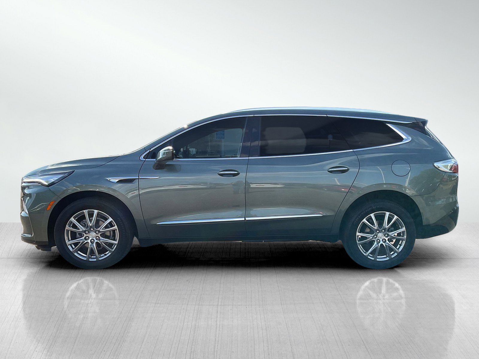Used 2022 Buick Enclave Essence with VIN 5GAEVAKW9NJ126956 for sale in Brainerd, Minnesota