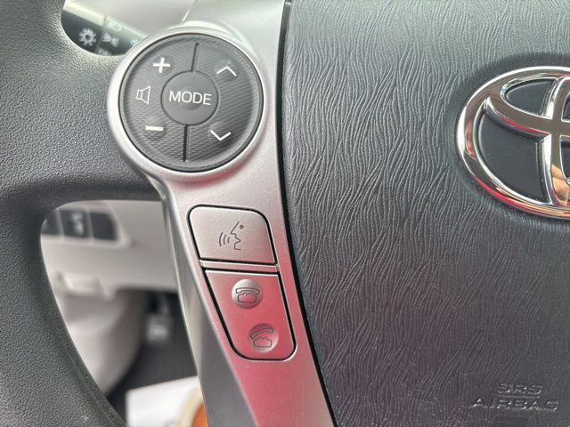 2017 Toyota Prius V Two photo 23
