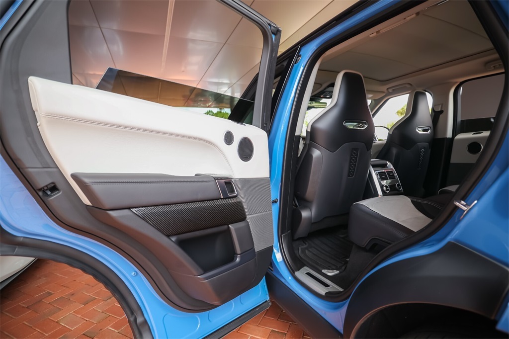 2022 Land Rover Range Rover Sport SVR photo 36