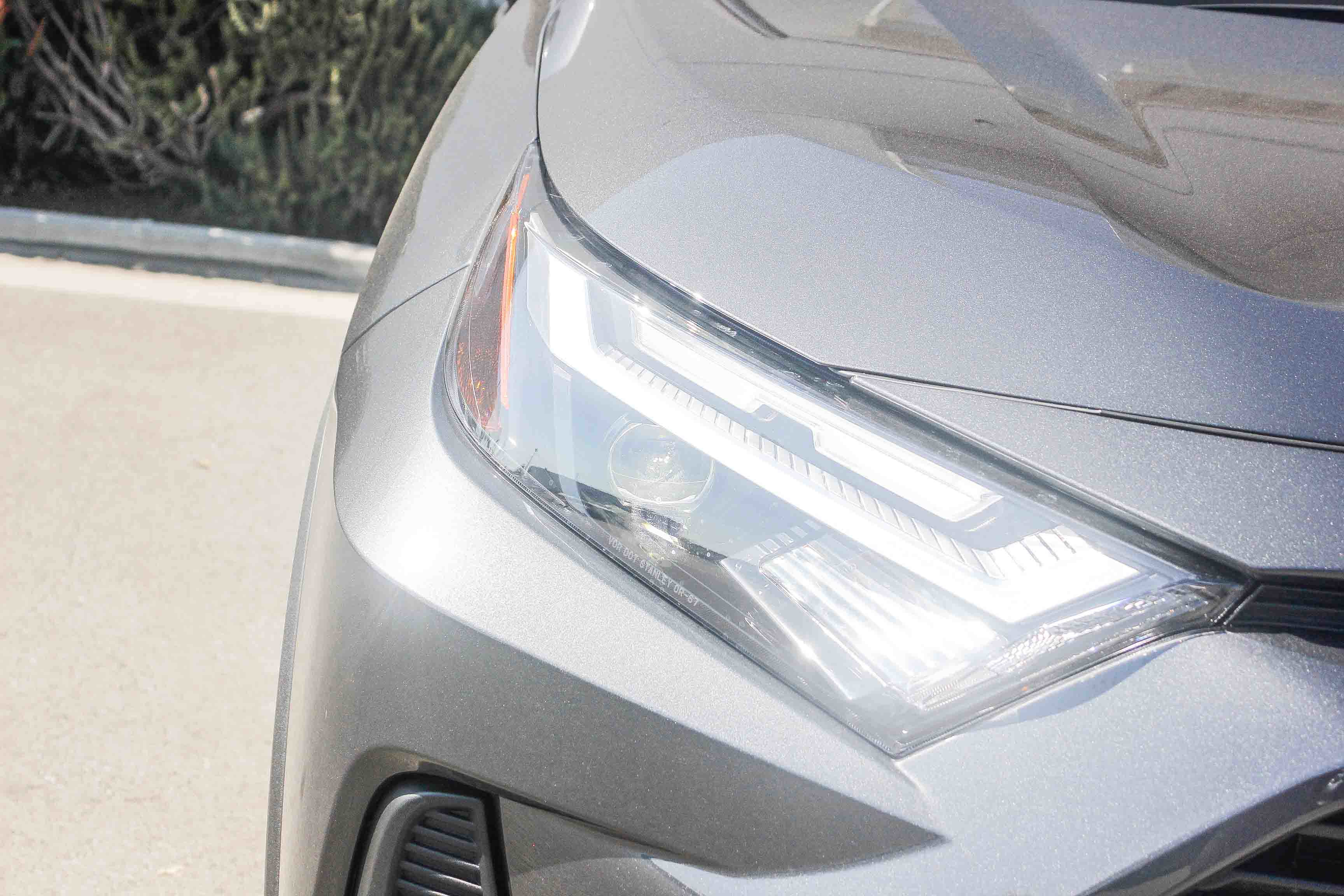 2025 Toyota RAV4 LE photo 4