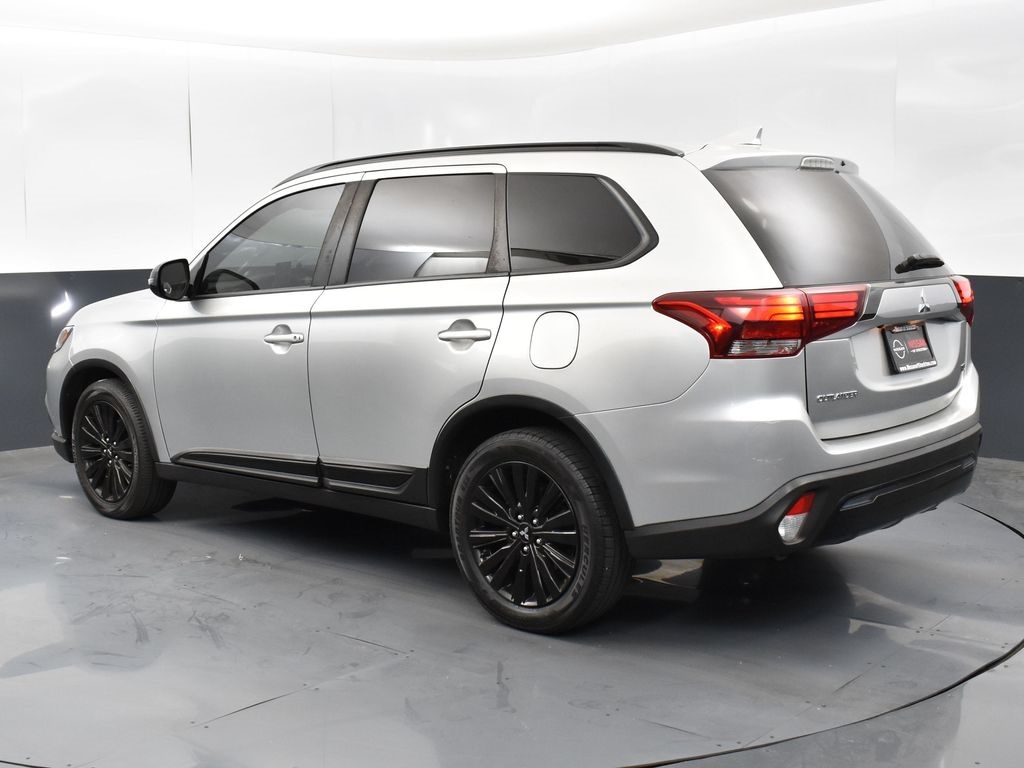Used 2020 Mitsubishi Outlander LE with VIN JA4AZ3A37LZ030675 for sale in Stockton, CA