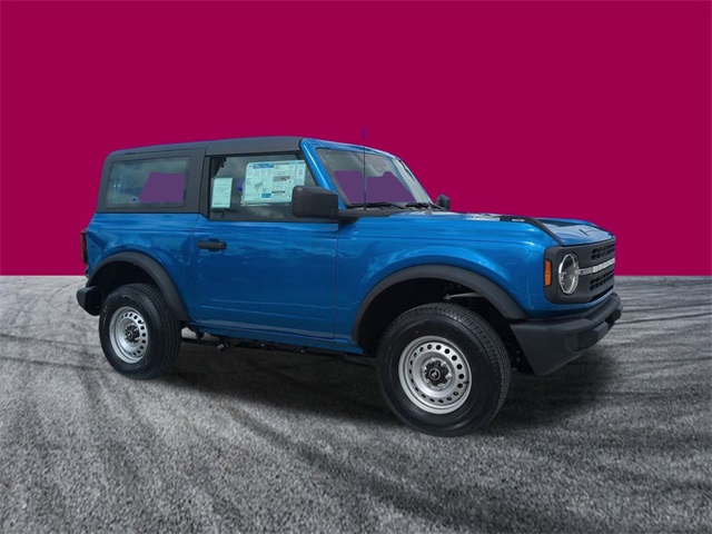 2025 Ford Bronco Base photo 2
