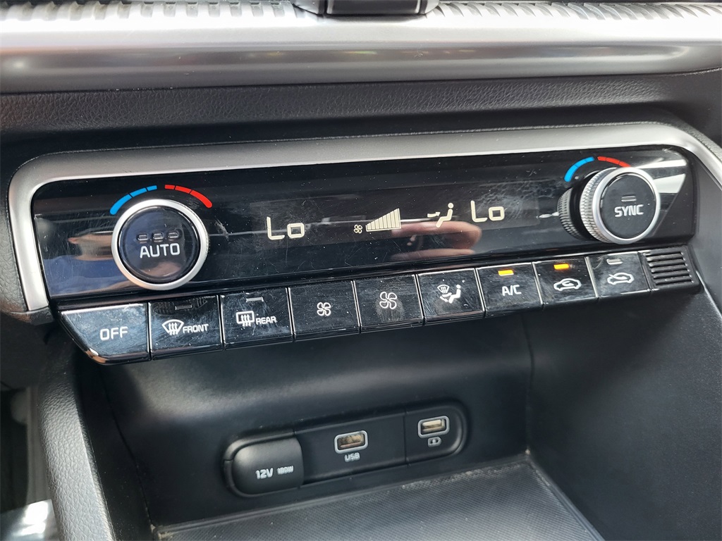 2022 Kia K5 GT-Line photo 23
