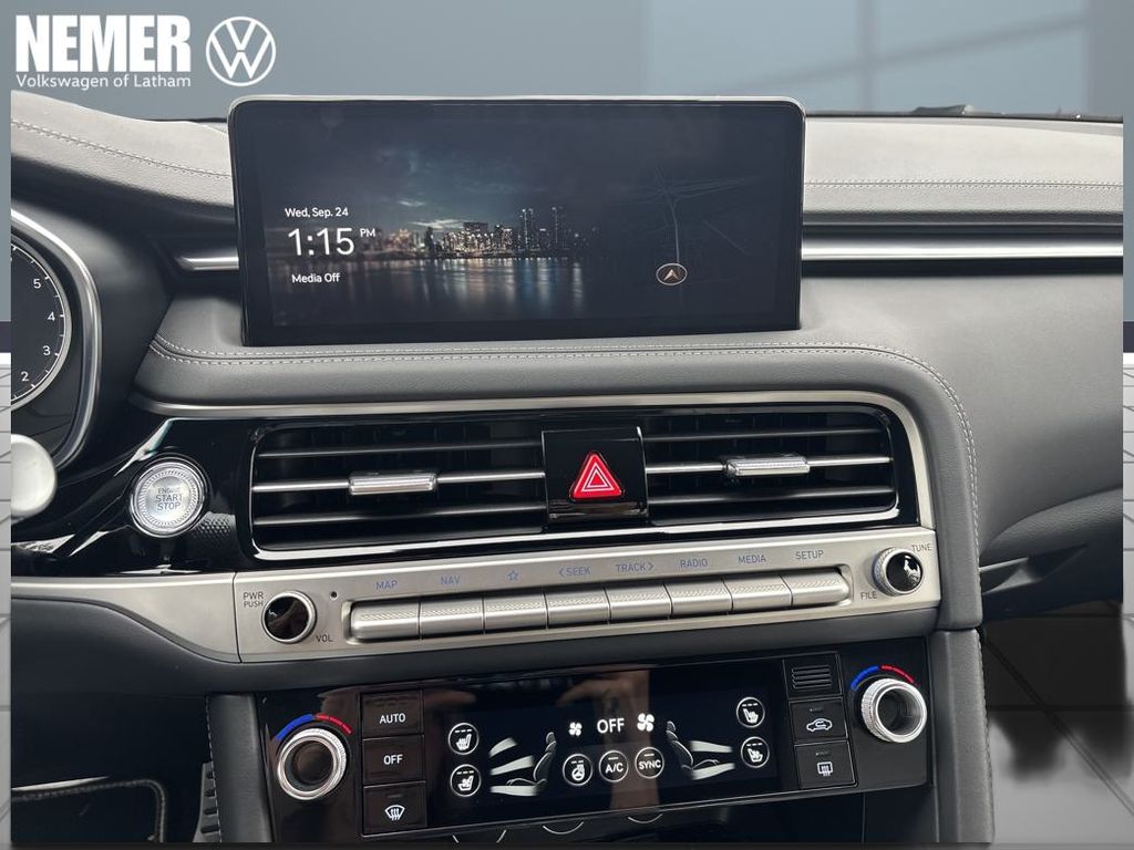 2025 GENESIS G70 Sport Advanced