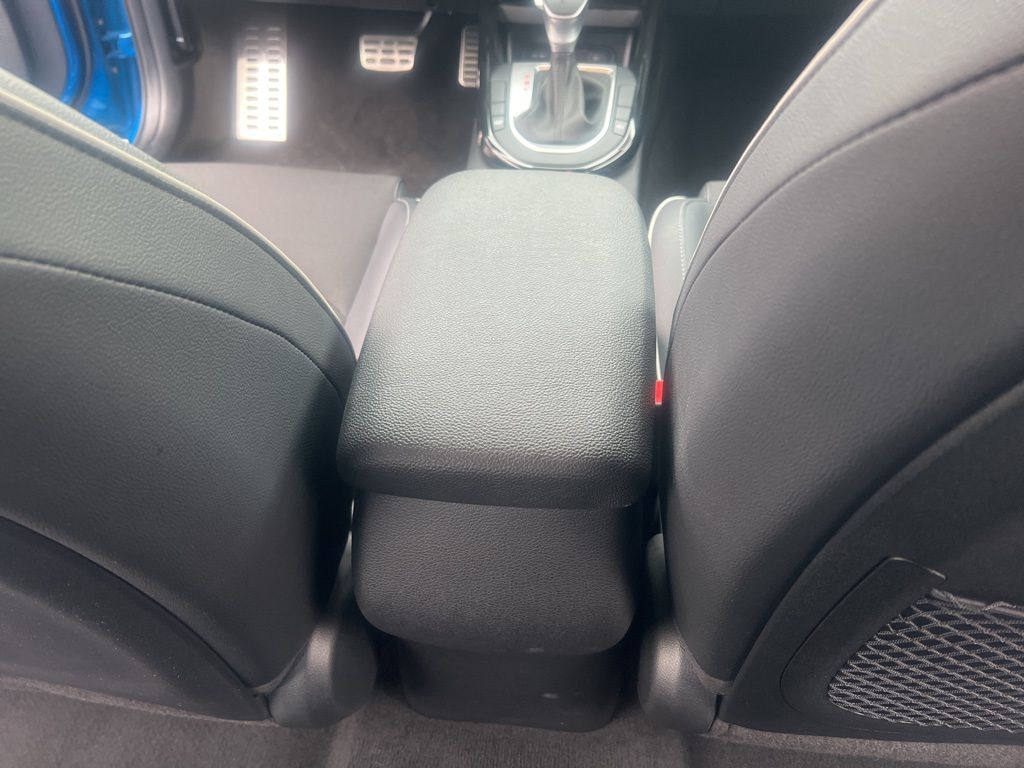 2024 Kia Forte GT-Line photo 16