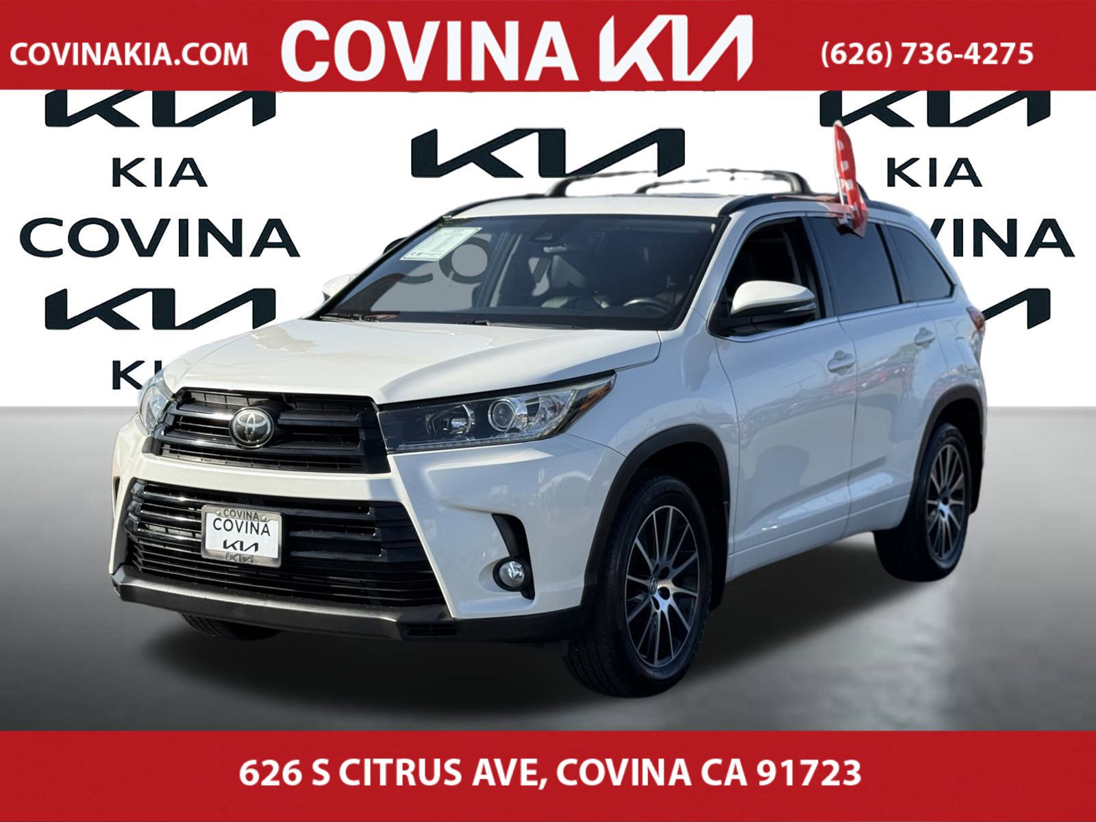 2018 Toyota Highlander SE photo 2