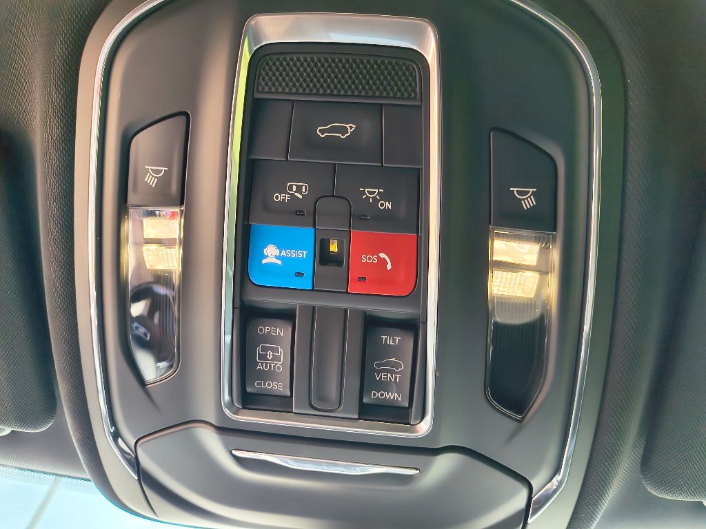 2023 Jeep Grand Cherokee Altitude X photo 20