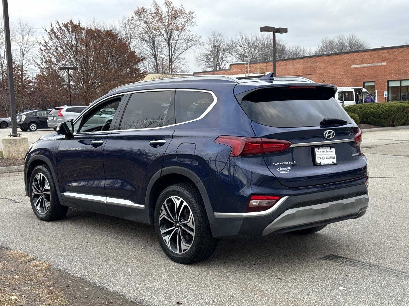 2019 Hyundai Santa Fe Ultimate photo 4
