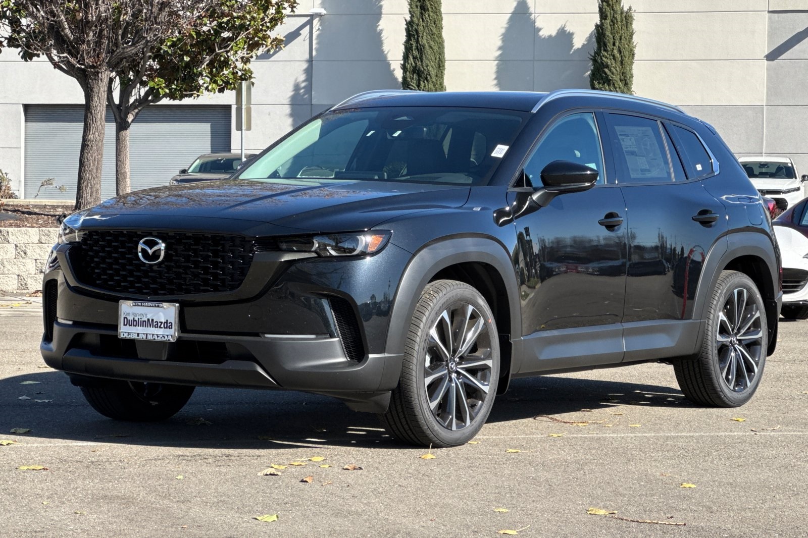 2025 Mazda CX-50 2.5 Premium Plus photo 5