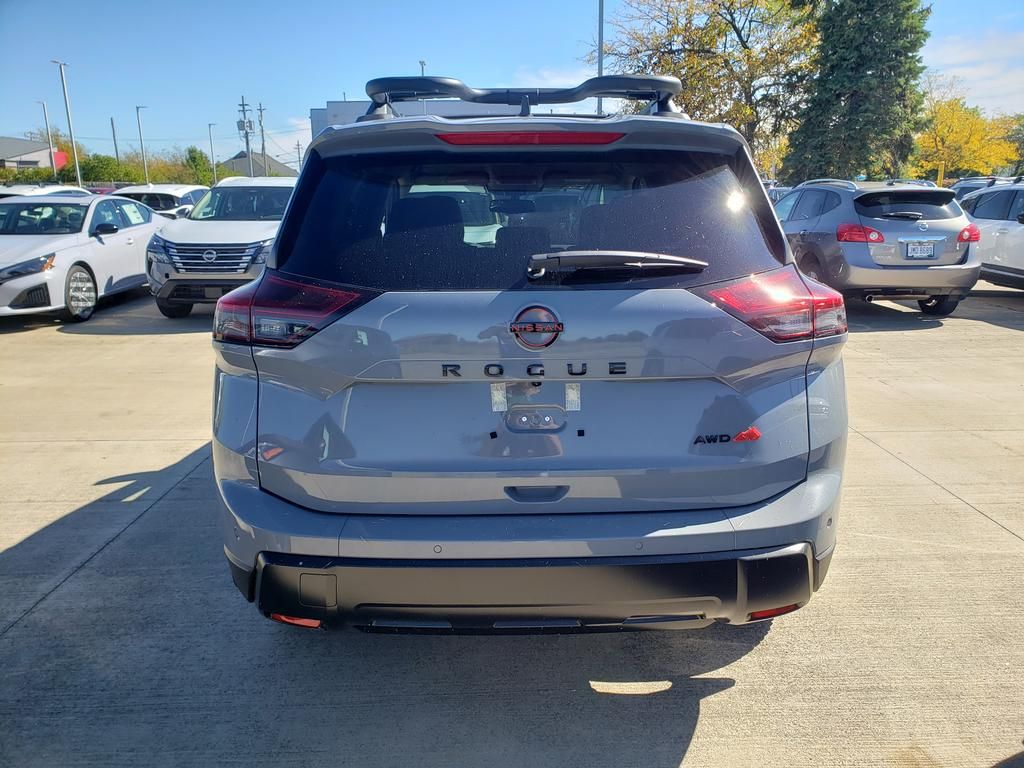 2026 Nissan Rogue SV photo 4