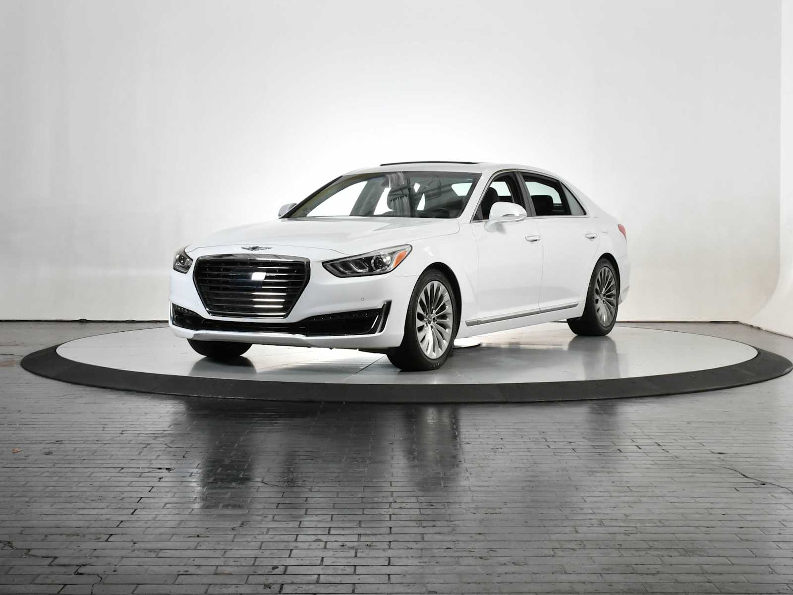 2019 GENESIS G90