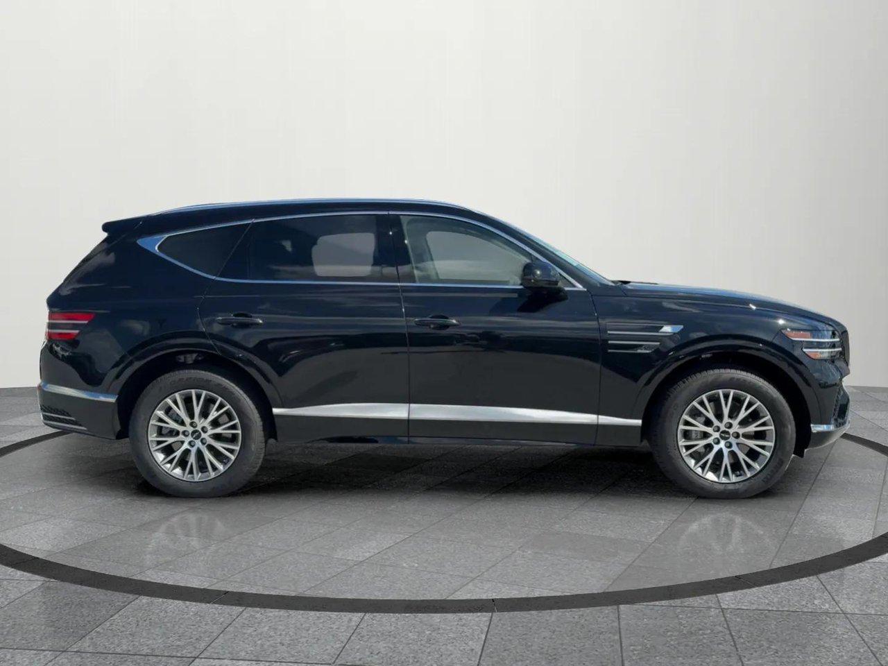 2026 Genesis GV80 2.5T AWD photo 2