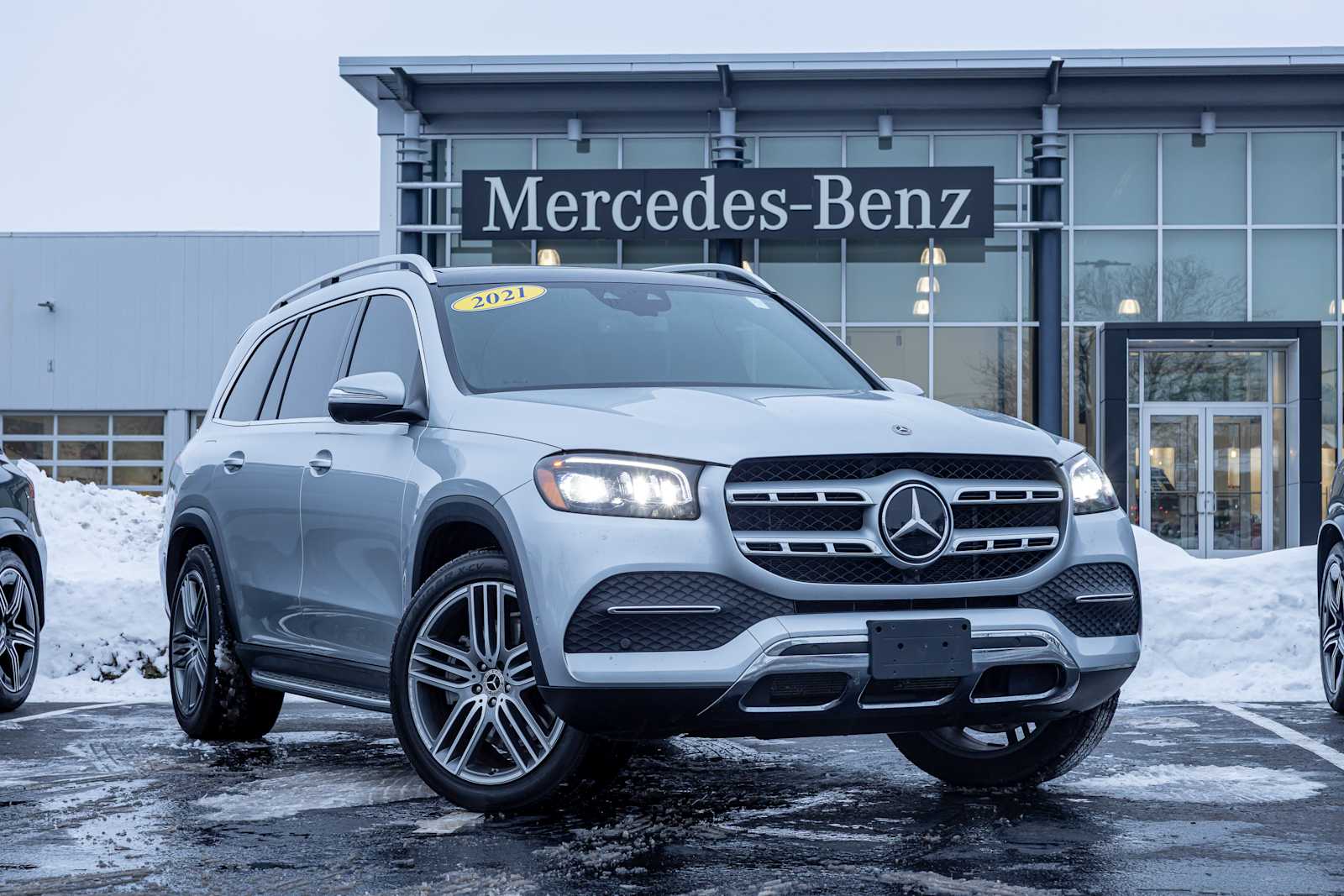 2021 Mercedes-Benz GLS GLS450's photo