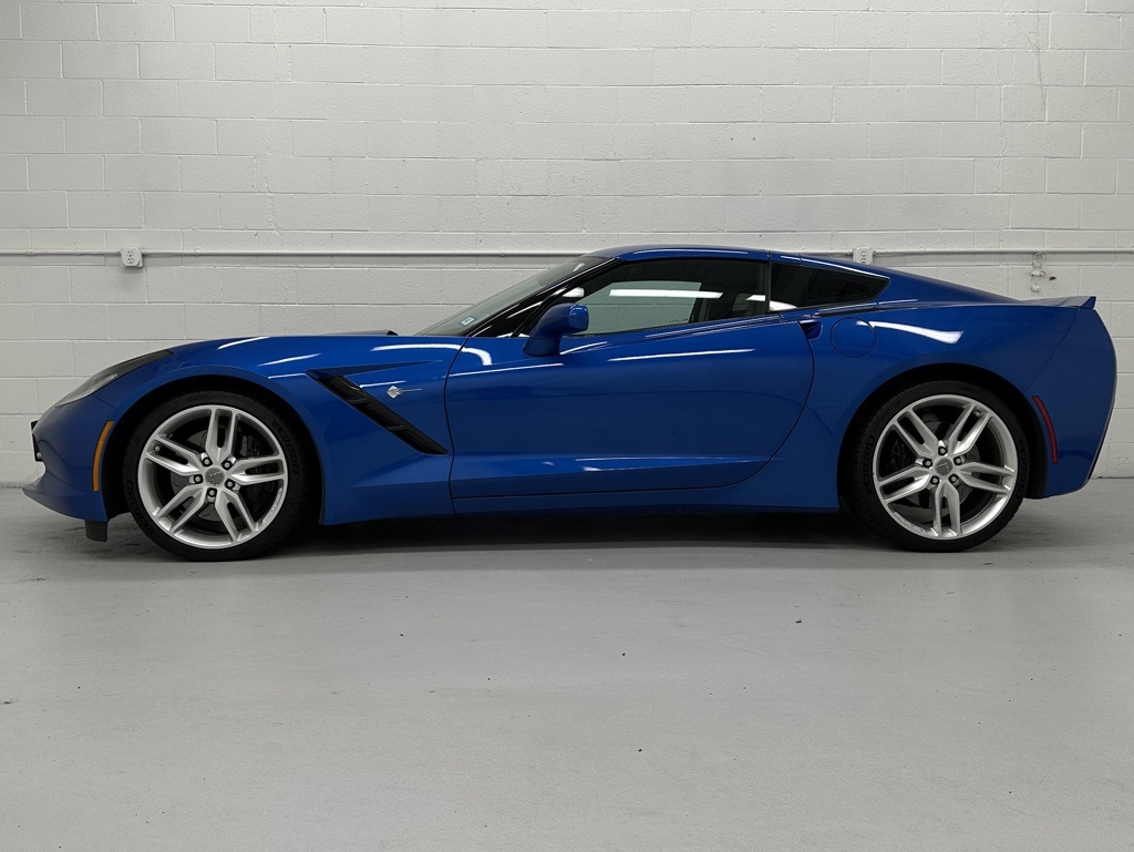 2015 Chevrolet Corvette Stingray Z51 2LT photo 3
