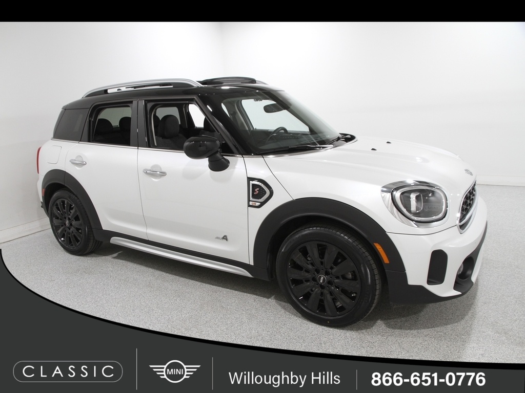2024 MINI Countryman S's photo