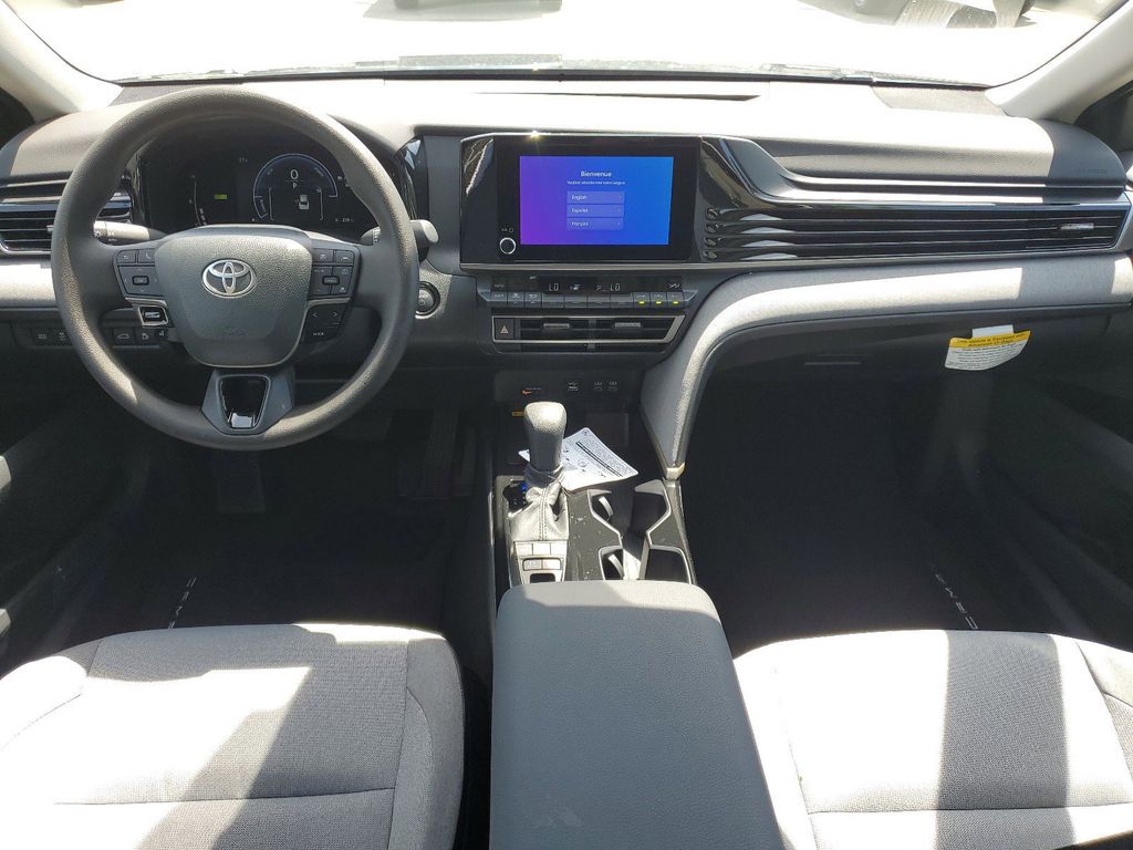 2025 Toyota Camry LE photo 15