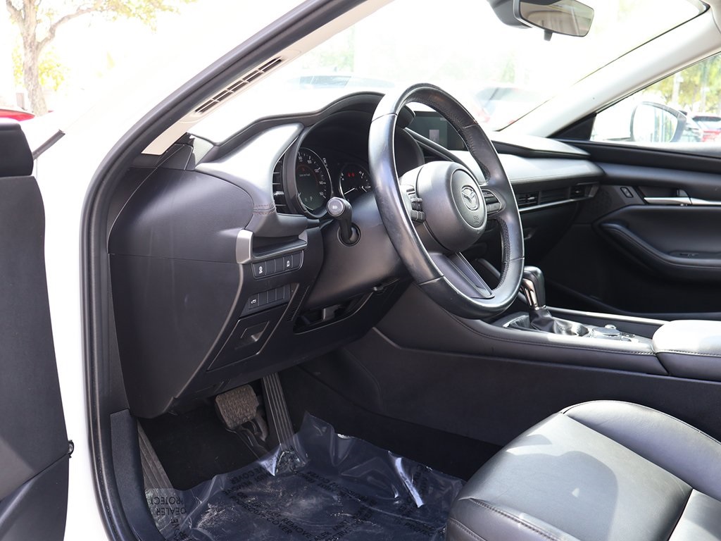 2021 Mazda Mazda3 Select photo 21