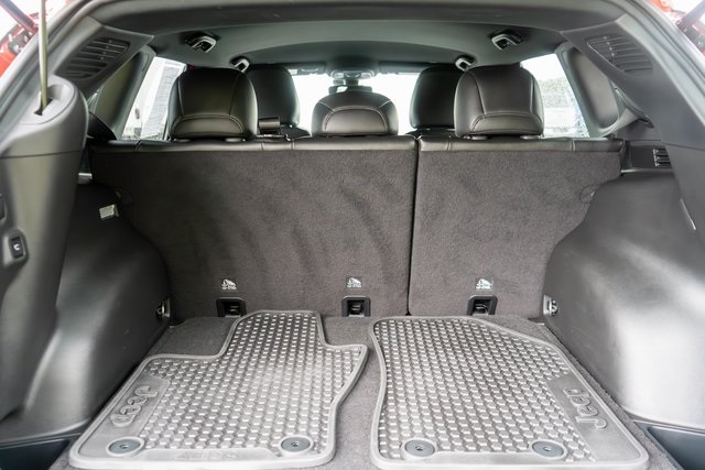 2024 Jeep Compass Latitude photo 4