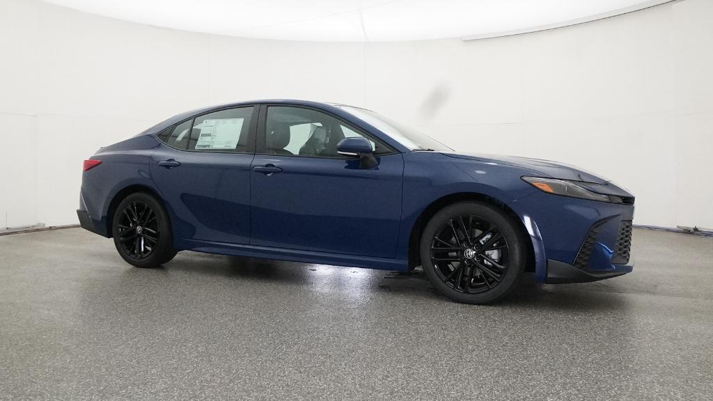 2025 Toyota Camry SE photo 28