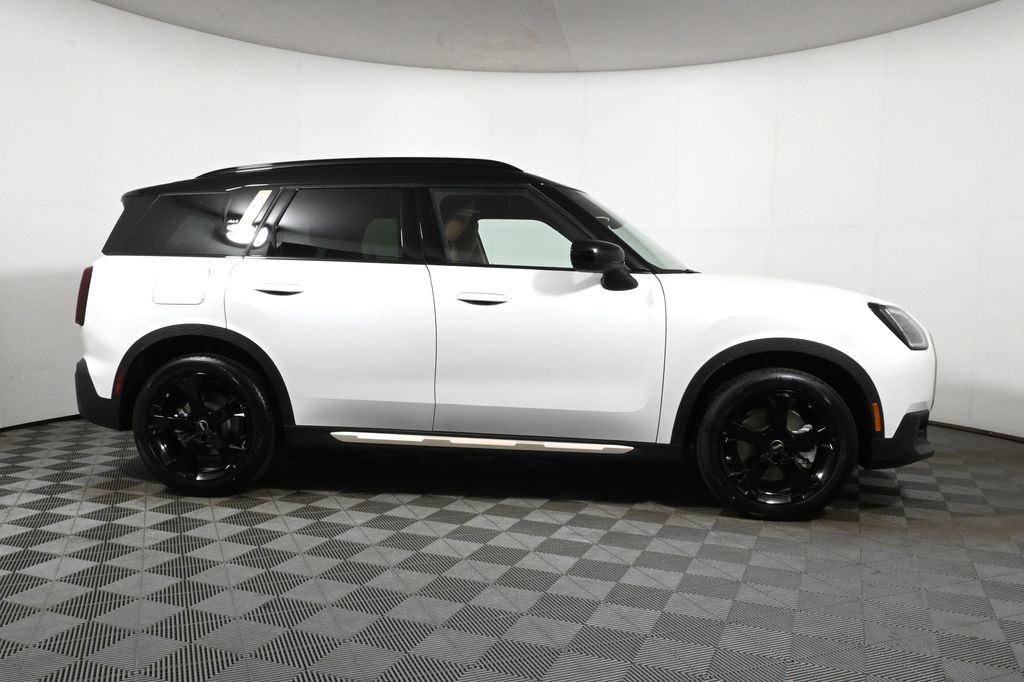 2025 Mini Countryman S ALL4 photo 8