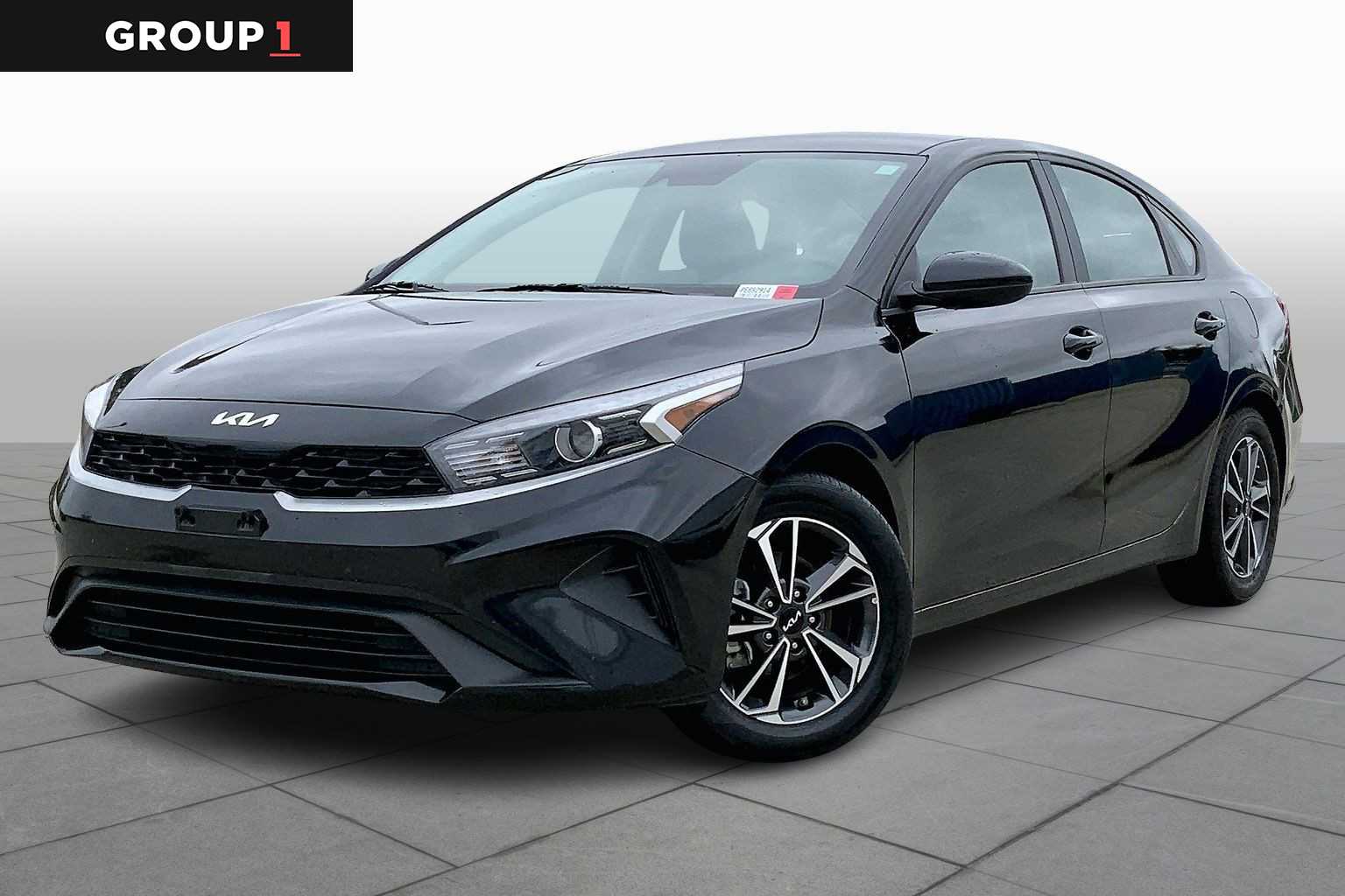 2023 Kia Forte LXS's photo