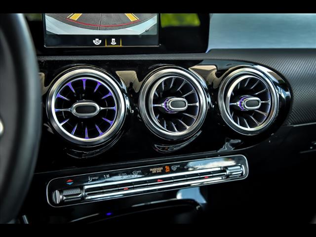 2021 Mercedes Benz A 220 4MATIC photo 23