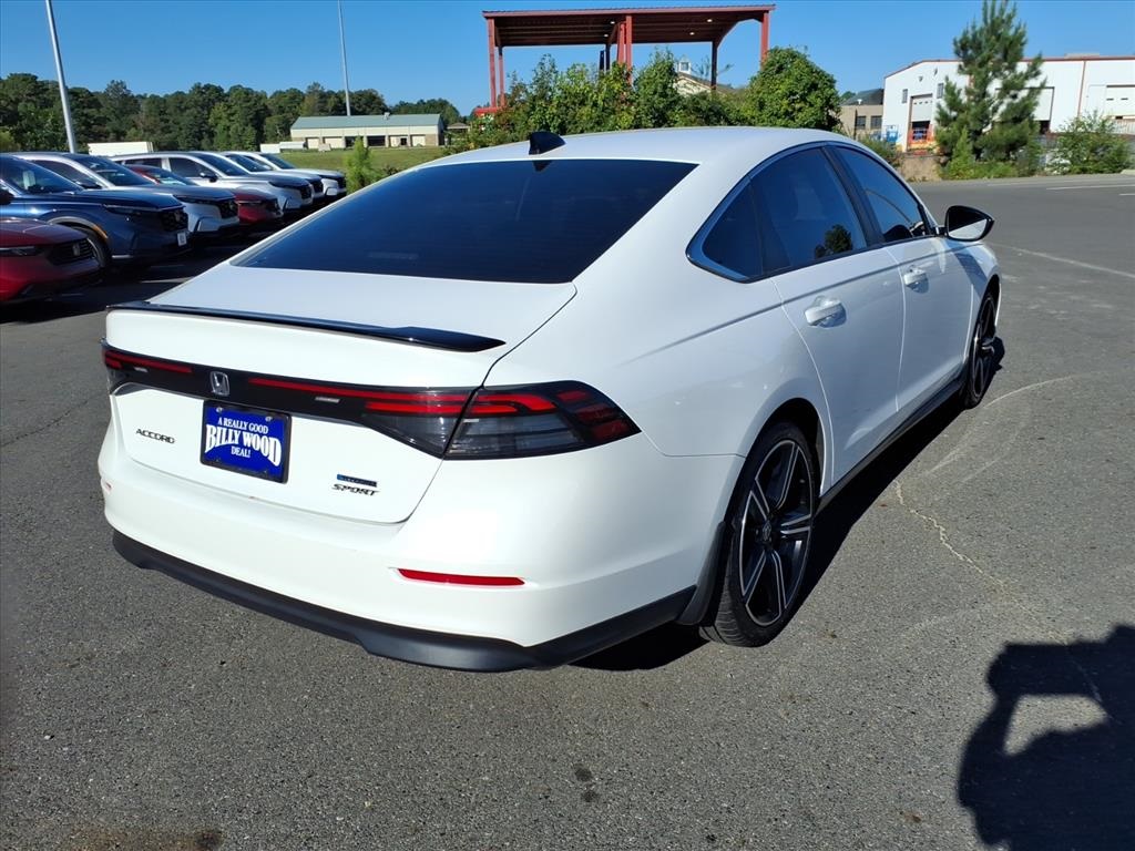 2023 Honda Accord Hybrid Sport photo 2