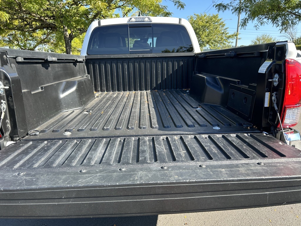2021 Toyota Tacoma SR5 photo 24