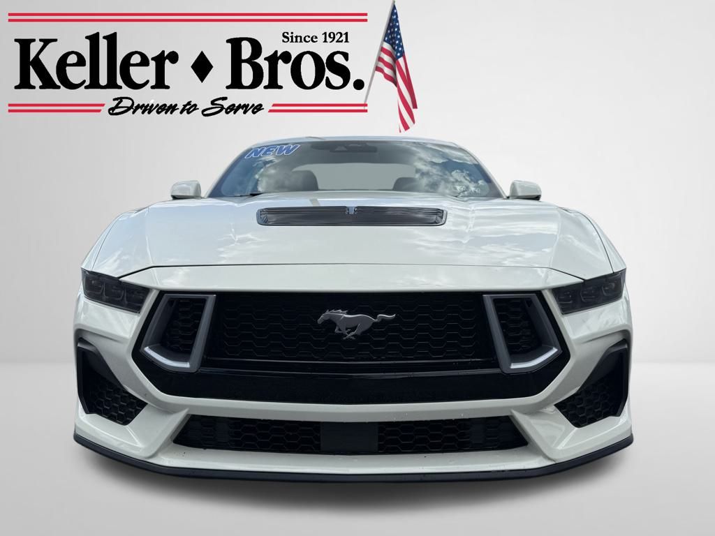 2025 Ford Mustang GT Premium photo 2