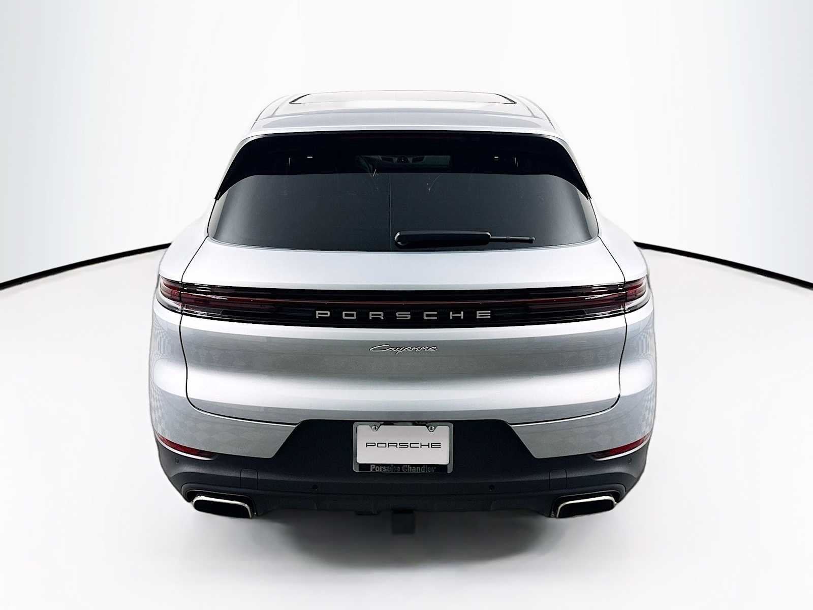 2025 Porsche Cayenne E-Hybrid photo 10