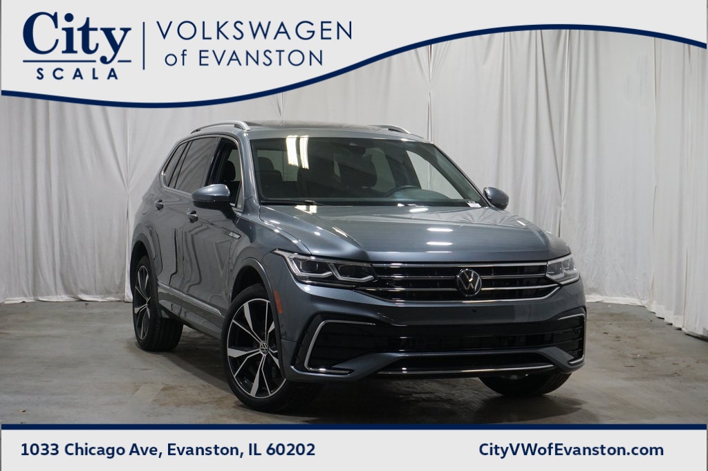2024 Volkswagen Tiguan SEL R-LINE's photo