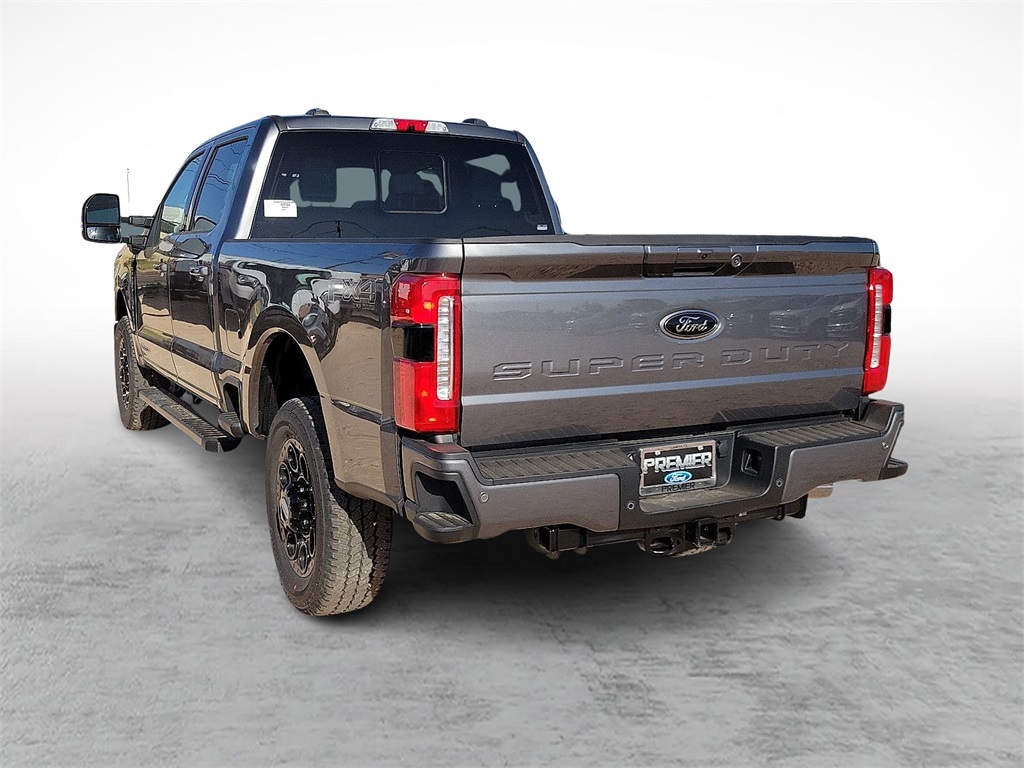 2025 Ford F-250 photo 8