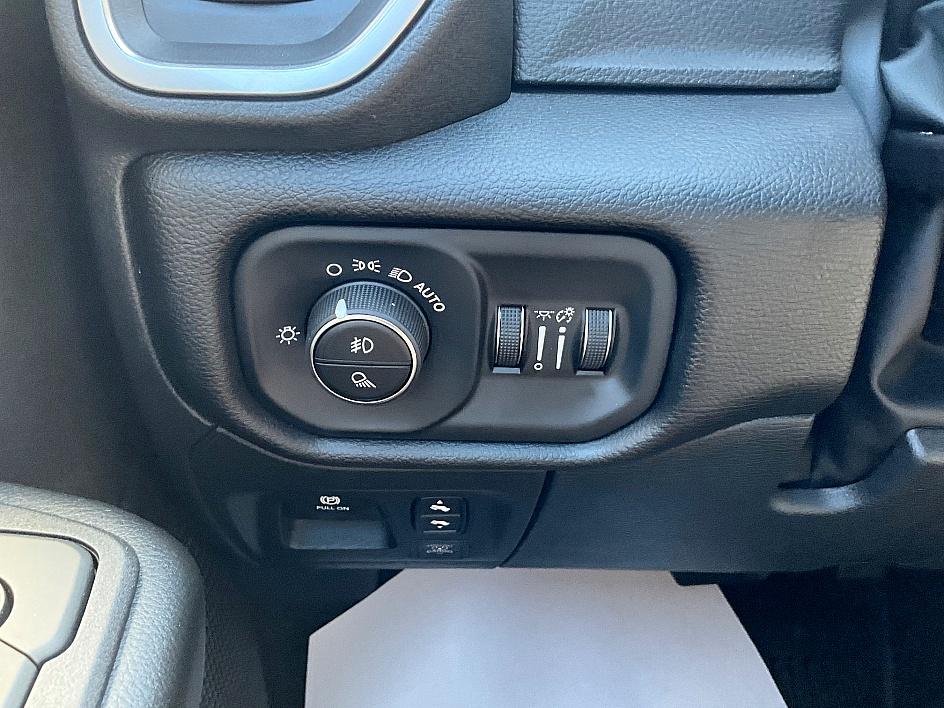 2026 Ram 1500 Big Horn Lone Star photo 17