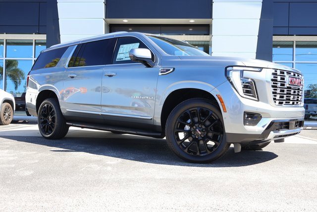 2025 Gmc Yukon XL Denali photo 2