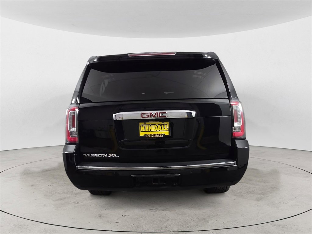 2020 Gmc Yukon XL Denali photo 3