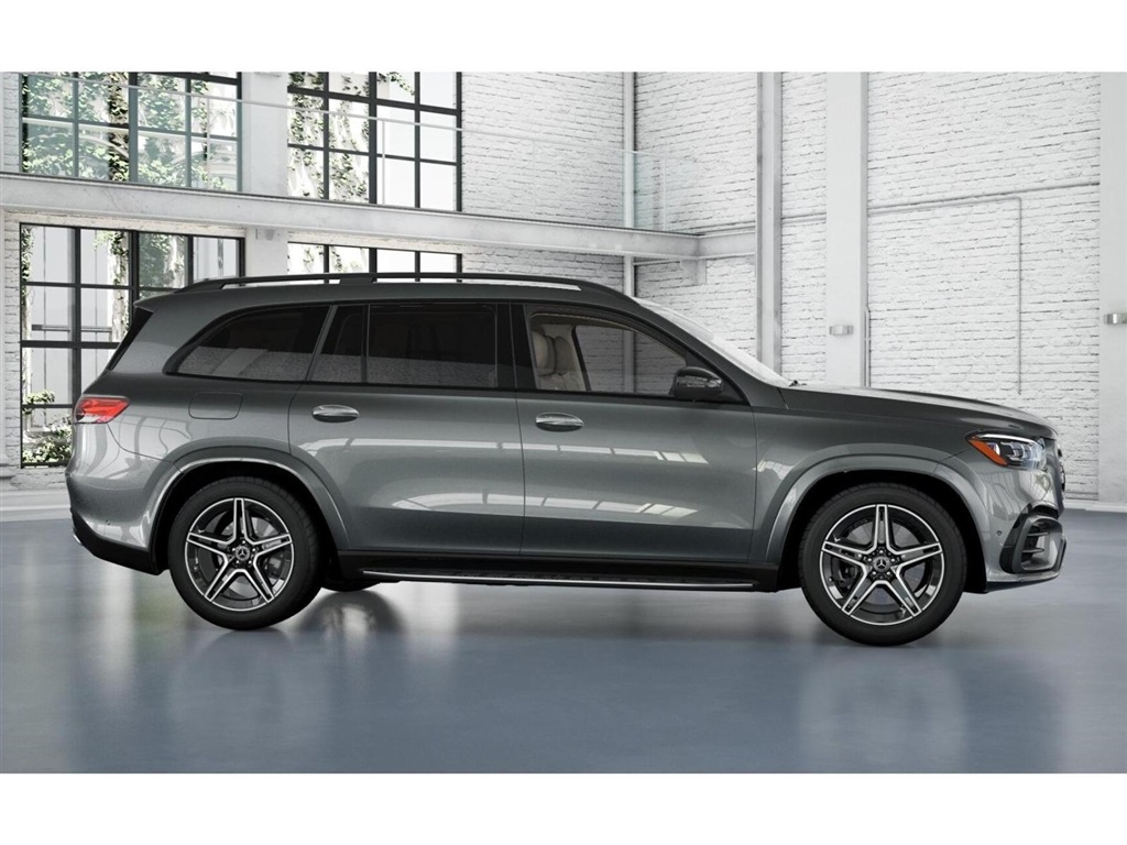 2026 Mercedes Benz GLS 450 4MATIC photo 15