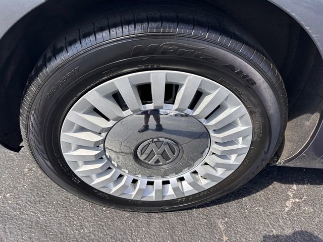 2016 Volkswagen Beetle 1.8T S photo 10