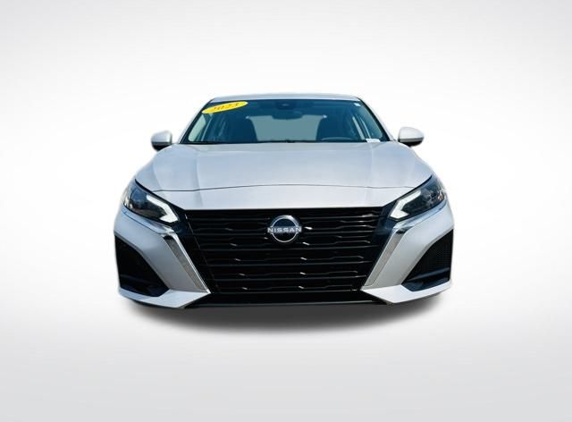 2023 Nissan Altima 2.5 SV photo 6
