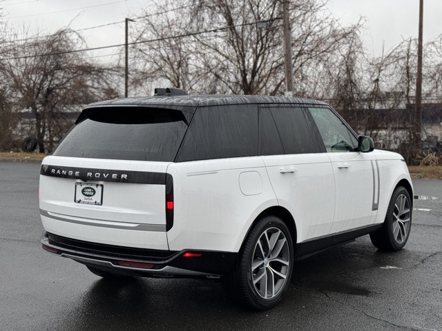 2025 Land Rover Range Rover Autobiography photo 4