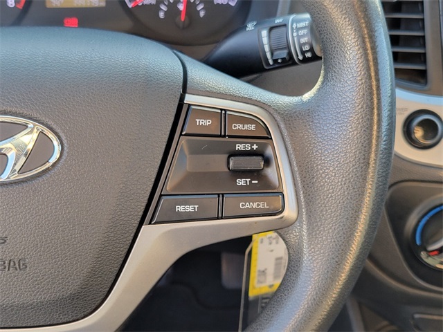 2020 Hyundai Accent SEL photo 16